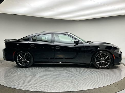 Used 2021 Dodge Charger R/T w/ Plus Group image 4