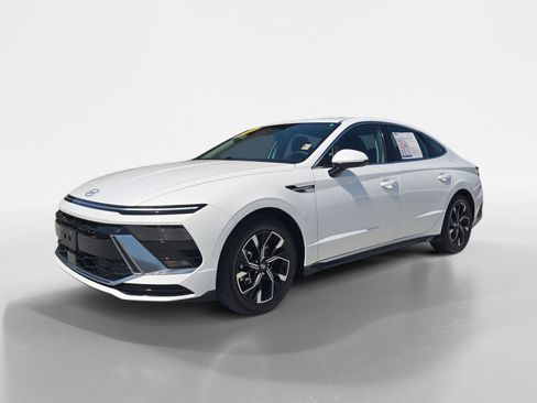 Certified 2025 Hyundai Sonata SEL FWD image 7