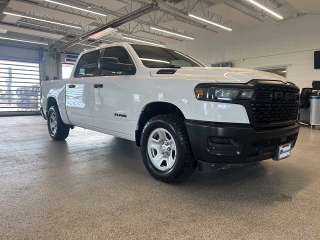 Used 2025 RAM 1500 Tradesman AWD/4WD image 3
