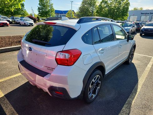 Used 2017 Subaru Crosstrek 2.0i Premium AWD/4WD image 5
