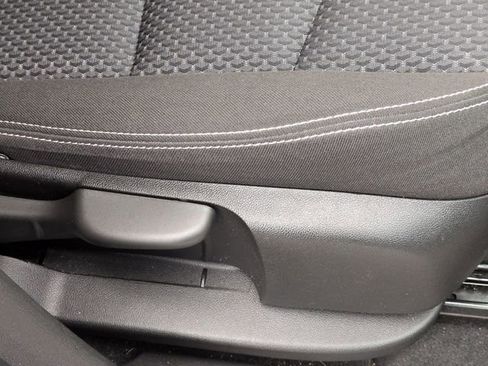 Used 2022 GMC Terrain SLE w/ Driver Convenience Package image 44