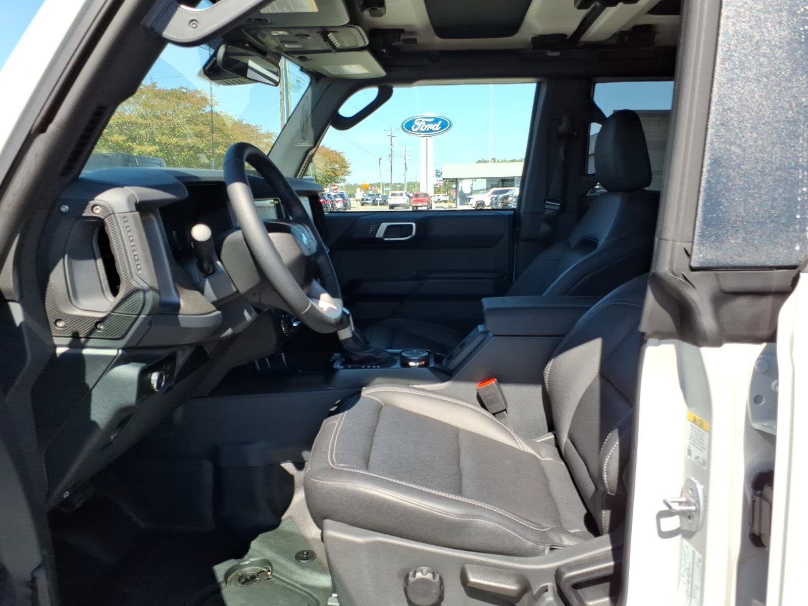 New 2026 Ford Bronco Big Bend w/ Black Diamond Package AWD/4WD image 9