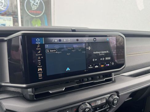 New 2025 Jeep Wrangler Unlimited Rubicon 392 image 18