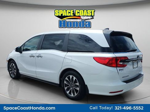 Certified 2024 Honda Odyssey EX-L image 9