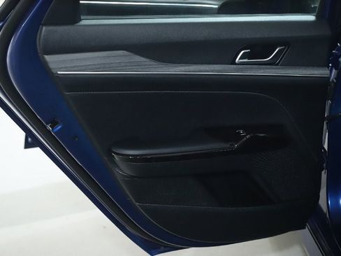 Used 2025 Kia K5 EX image 13