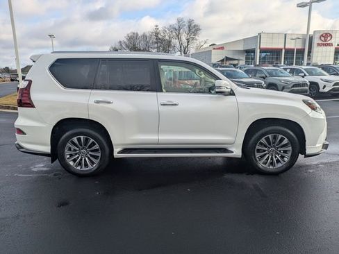 Used 2020 Lexus GX 460 Luxury image 3
