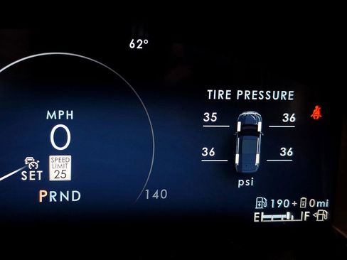Used 2025 Lincoln Corsair Grand Touring w/ Equipment Group 301A AWD/4WD image 32