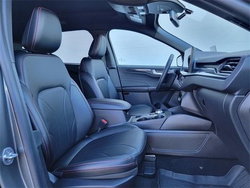 Certified 2025 Ford Escape ST-Line Elite w/ Premium Technology Package image 24