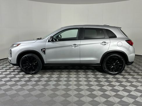 Used 2023 Mitsubishi Outlander Sport LE image 16