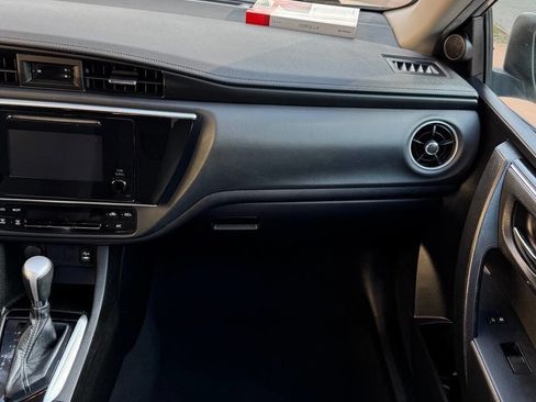 Used 2019 Toyota Corolla LE w/ Carpet Mat Package (TMS) image 13