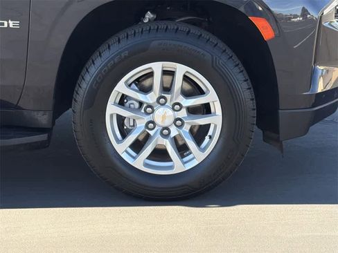 Used 2023 Chevrolet Tahoe LT image 43