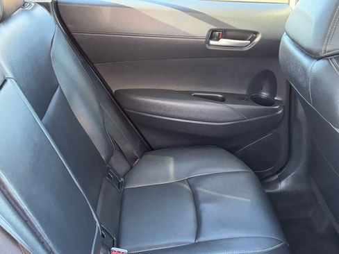 Used 2024 Toyota Corolla Cross XLE w/ Convenience Package image 15