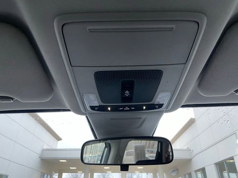 Certified 2025 Honda CR-V EX image 16