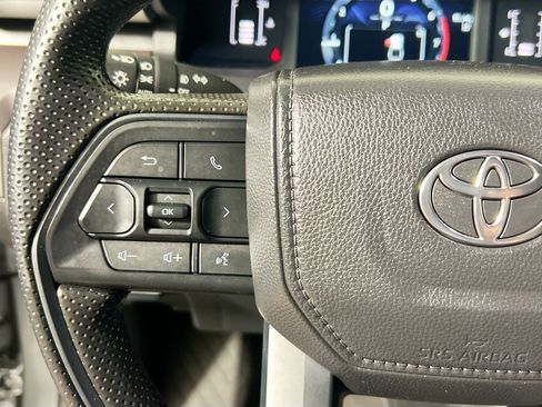 Used 2024 Toyota Tacoma SR5 RWD image 18