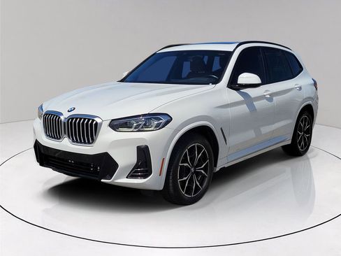 Used 2024 BMW X3 xDrive30i w/ M Sport Package image 3