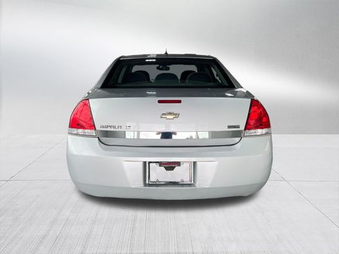Used 2011 Chevrolet Impala LT FWD image 5