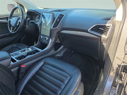 Used 2024 Ford Edge SEL image 10