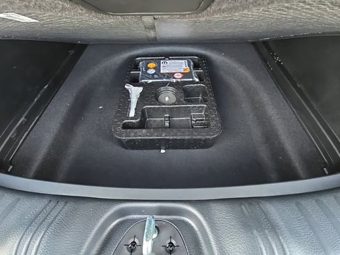 New 2026 Jeep Compass Latitude image 35