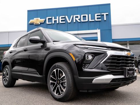New 2026 Chevrolet TrailBlazer LT AWD/4WD image 1