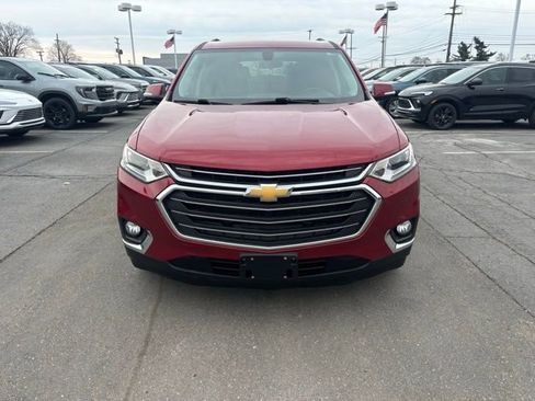 Used 2019 Chevrolet Traverse LT w/ LPO, Floor Liner Package AWD/4WD image 2