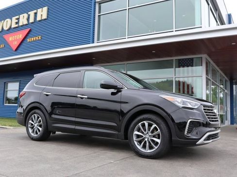 Used 2019 Hyundai Santa Fe XL SE w/ Cargo Package AWD/4WD image 1