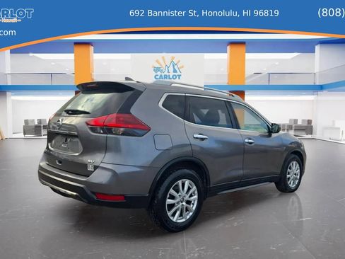 Used 2018 Nissan Rogue SV FWD image 6