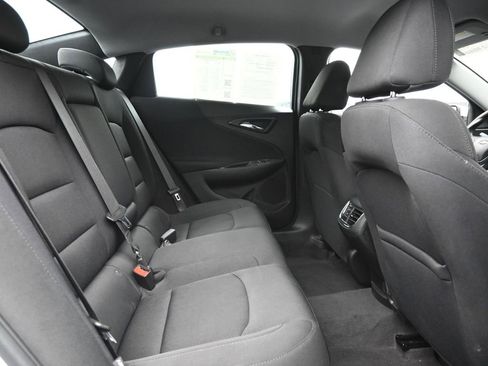 Used 2024 Chevrolet Malibu LT image 8