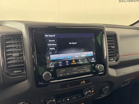 Used 2023 Nissan Frontier PRO-4X w/ Pro Convenience Package image 15