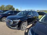 Used 2018 GMC Terrain SLT image 2