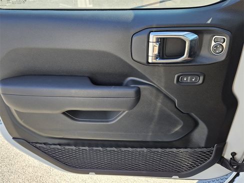 New 2026 Jeep Wrangler Sport S image 24