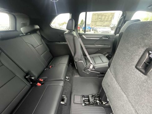 New 2026 GMC Acadia Elevation w/ Elevation Premium Package image 26