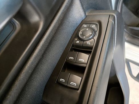 Used 2020 Chevrolet Silverado 2500 Custom w/ Custom Convenience Package image 27