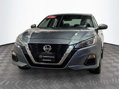 Certified 2022 Nissan Altima 2.5 SV w/ SV Premium Package