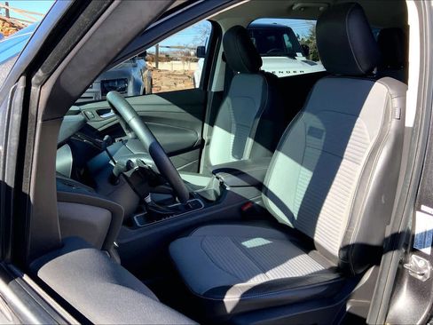 Used 2018 Ford Escape SE w/ Ford Safe & Smart Package image 6