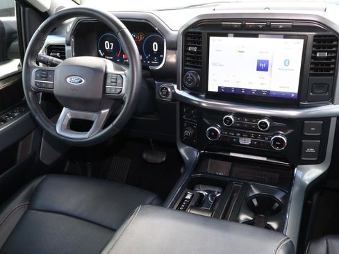 Used 2022 Ford F150 Lariat w/ Max Trailer Tow Package image 10