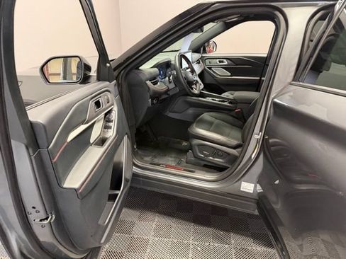 Used 2025 Ford Explorer ST w/ Sun And Sound Package AWD/4WD image 14