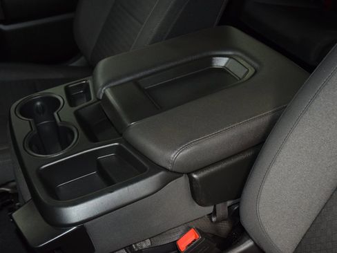 Used 2024 Chevrolet Silverado 2500 Custom w/ Custom Value Package image 43