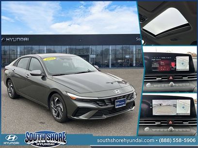 Certified 2025 Hyundai Elantra SEL