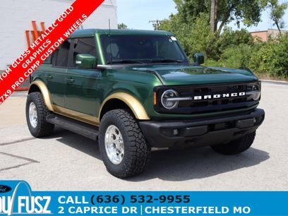 New 2025 Ford Bronco Outer Banks