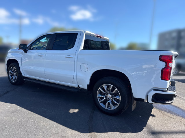 Used 2022 Chevrolet Silverado 1500 RST AWD/4WD image 3