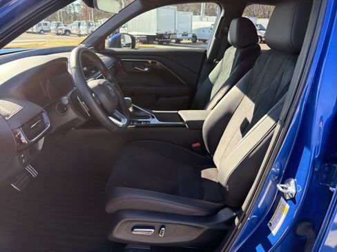 Certified 2025 Acura ADX A-Spec image 16