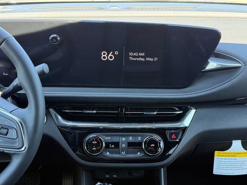 New 2026 Buick Envista Sport Touring w/ Convenience I Package FWD image 8