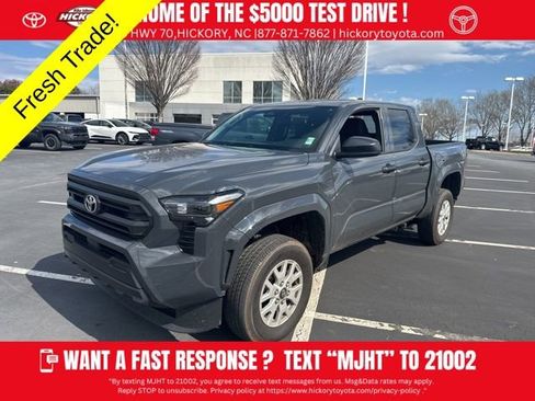 Used 2026 Toyota Tacoma SR image 8