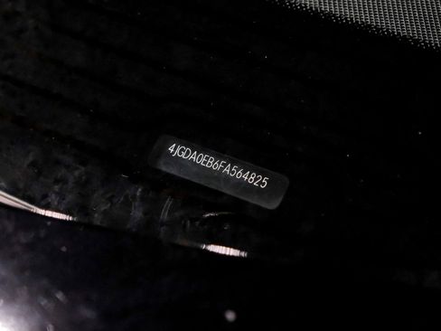 Used 2015 Mercedes-Benz ML 250 BlueTEC 4MATIC image 55