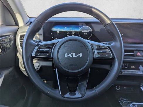 Used 2025 Kia Seltos EX w/ EX Sunroof Package image 15