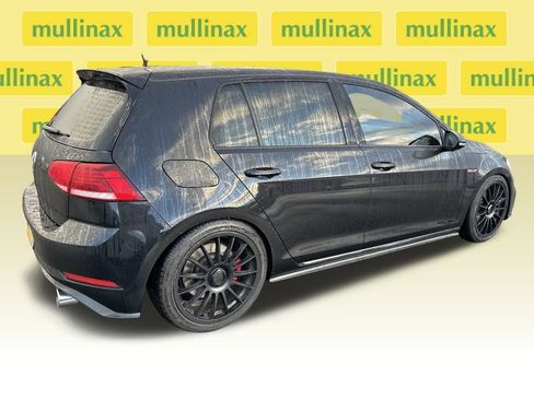 Used 2019 Volkswagen GTI SE image 3