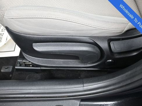 Used 2018 Kia Optima LX w/ 17" Alloy Wheels Package FWD image 12