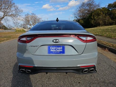 Used 2018 Kia Stinger Premium image 5