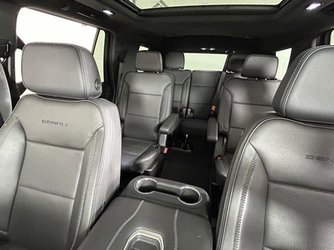 Used 2024 GMC Yukon Denali image 27