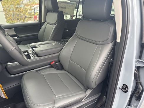 New 2026 Ford Expedition Max Active AWD/4WD image 11